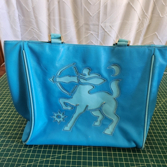Y2K Fiona Lang Blue Zodiac Leather Tote - Picture 1 of 12